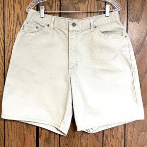 Chic Women Tan Short Size Size 16